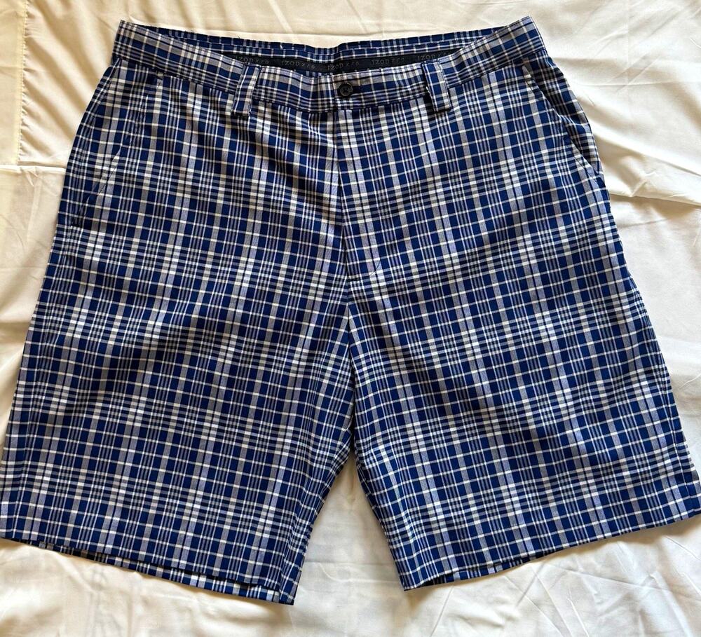 IZOD PerformX Men’s Size 36 Blue Plaid Golf Shorts Flat Front Casual